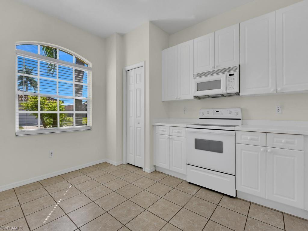 SILVERLAKES - Residential