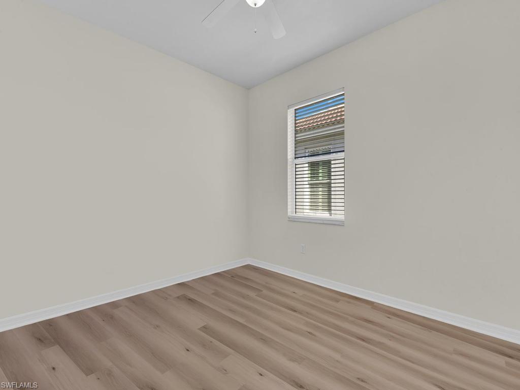 SILVERLAKES - Residential