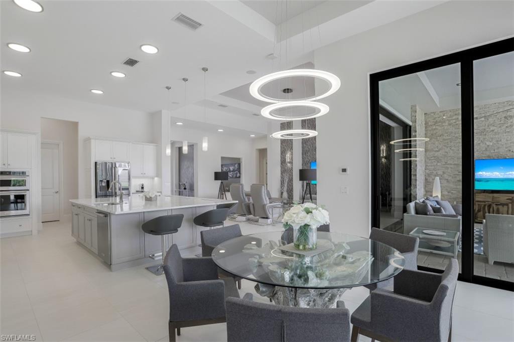 ESPLANADE - Residential