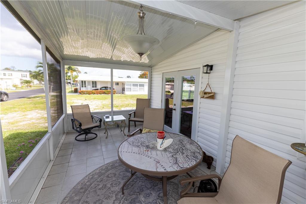 COACHLIGHT MANOR MOBILE HOME - Residential