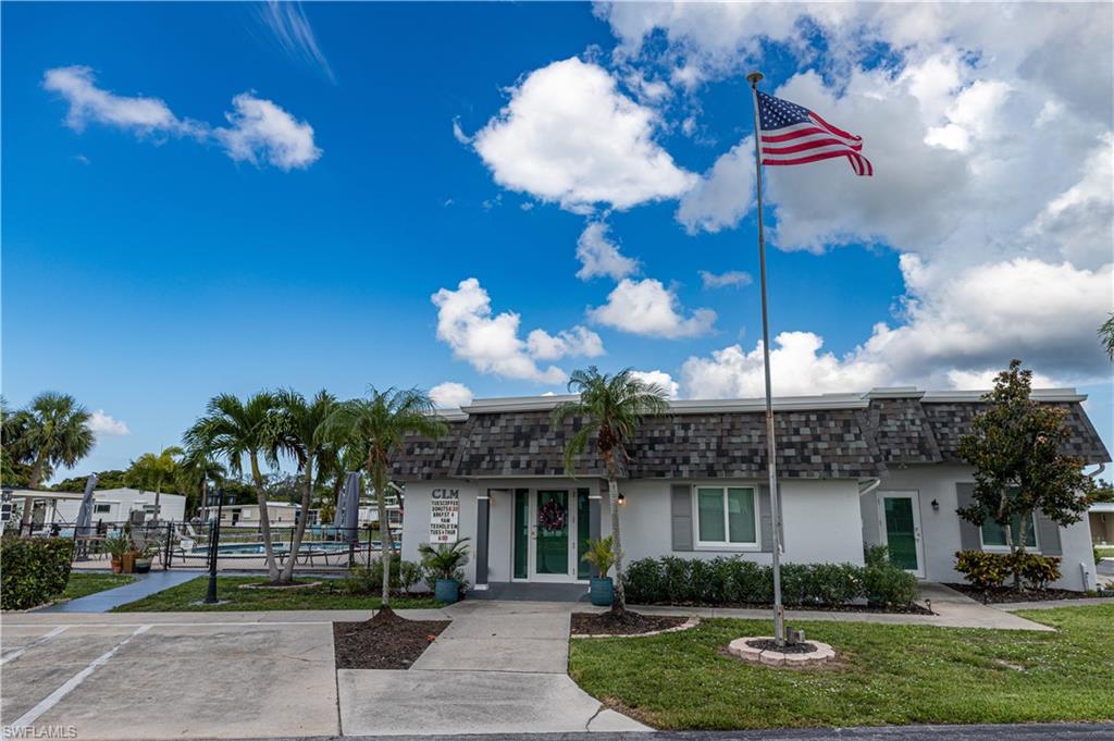 COACHLIGHT MANOR MOBILE HOME - Residential