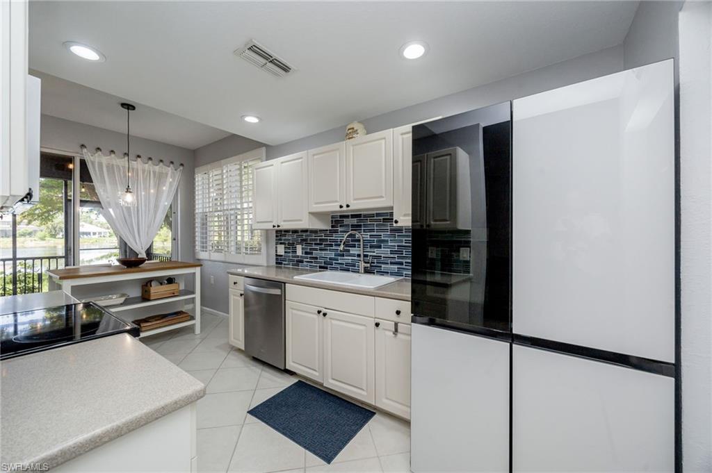 CEDAR RIDGE - Residential Lease