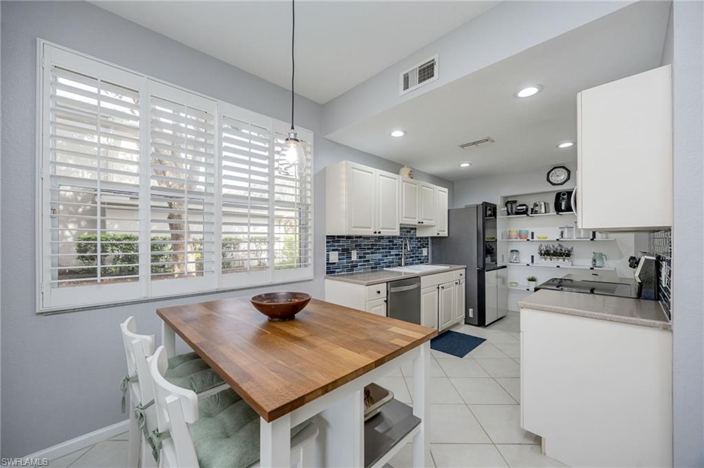 CEDAR RIDGE - Residential Lease