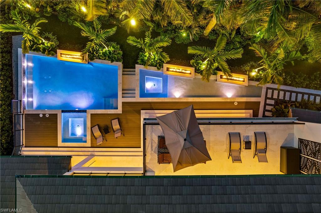 AQUALANE SHORES - Residential