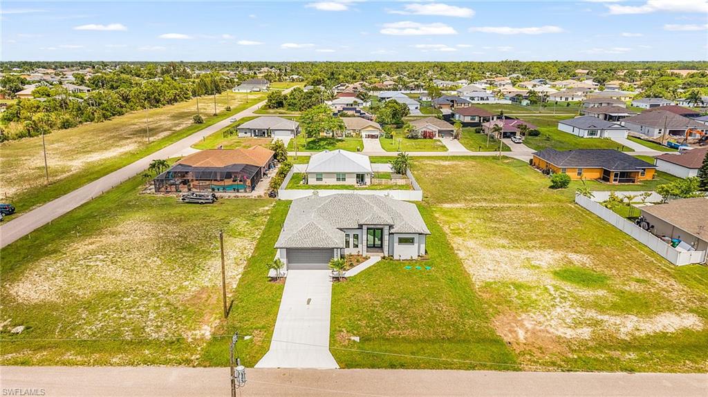 CAPE CORAL - Residential