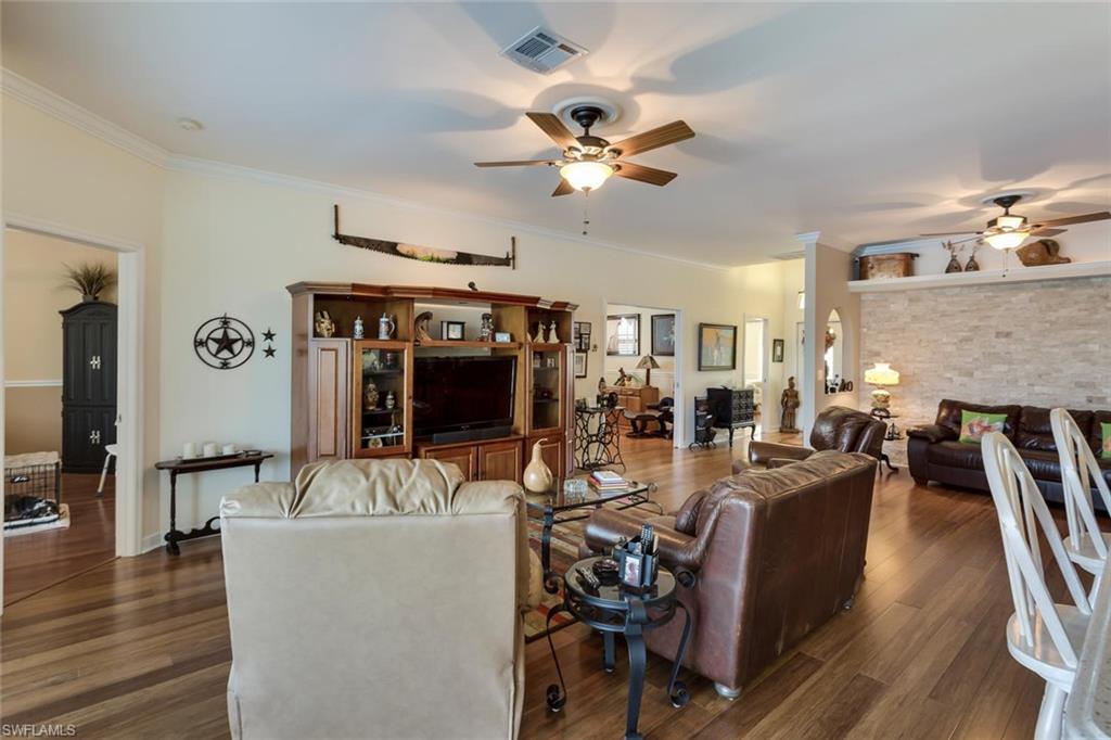 CROSS CREEK ESTATES - Residential