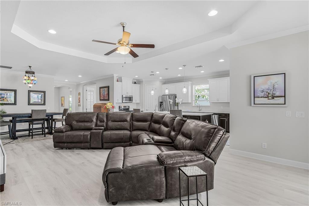 SANDOVAL - Residential
