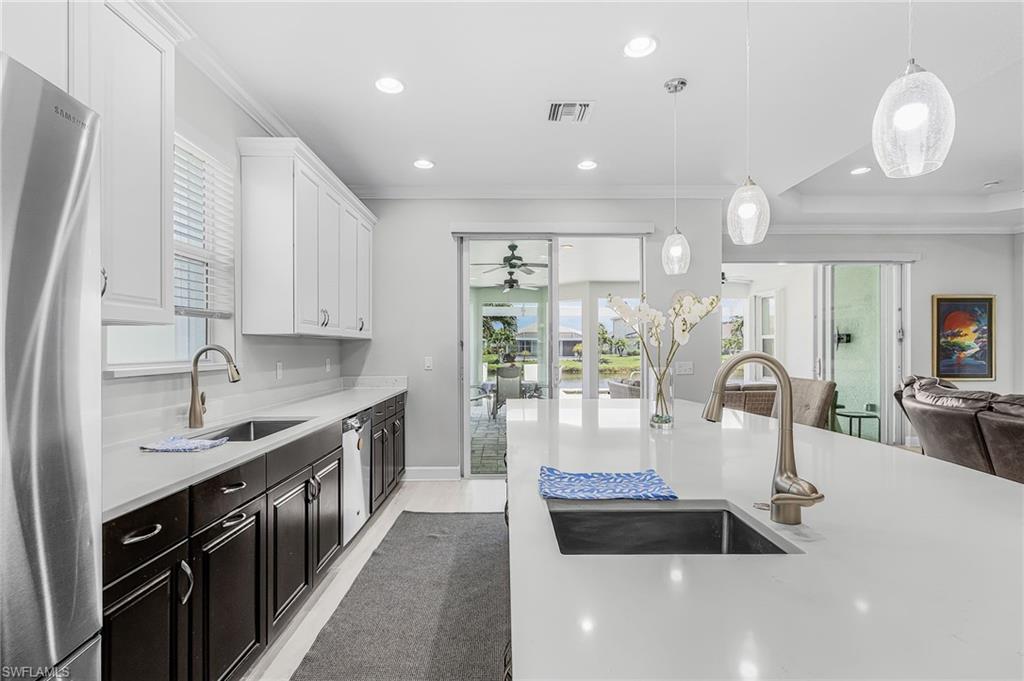 SANDOVAL - Residential