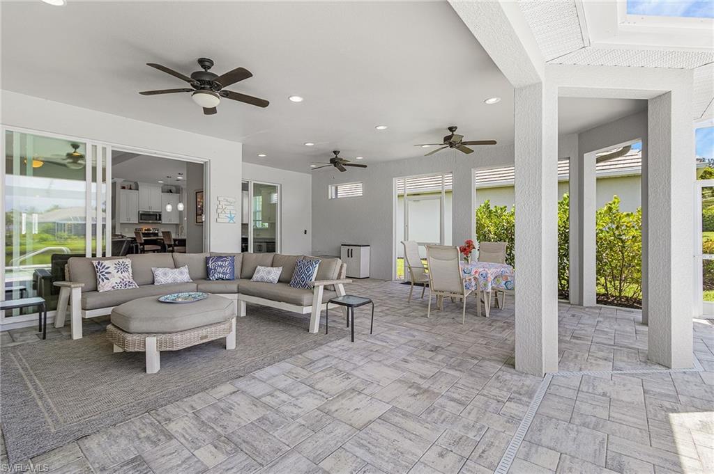 SANDOVAL - Residential