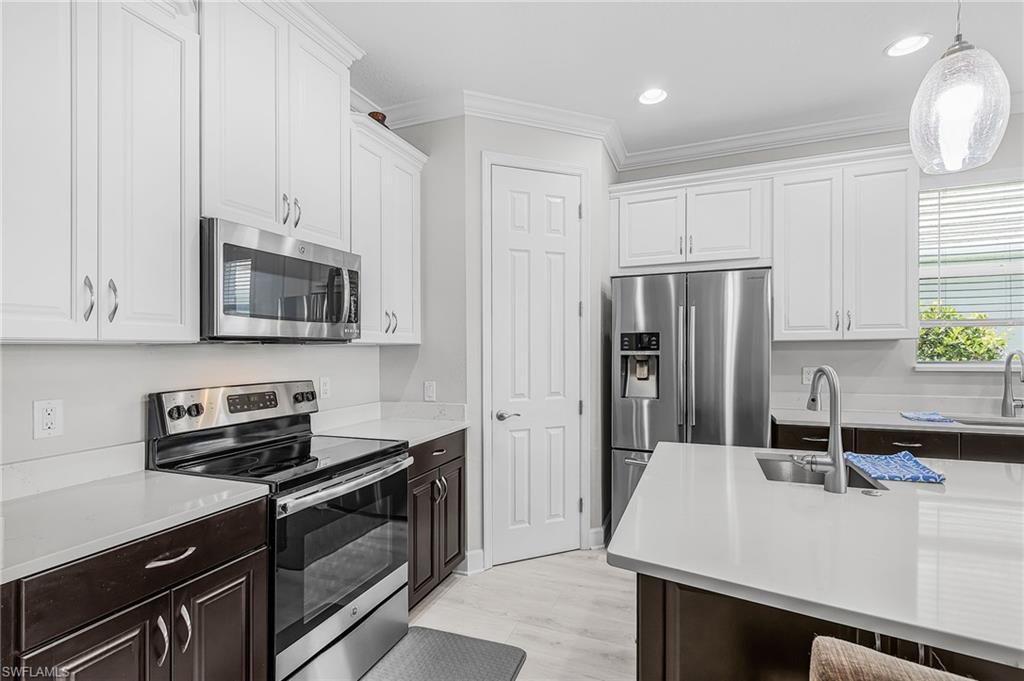 SANDOVAL - Residential