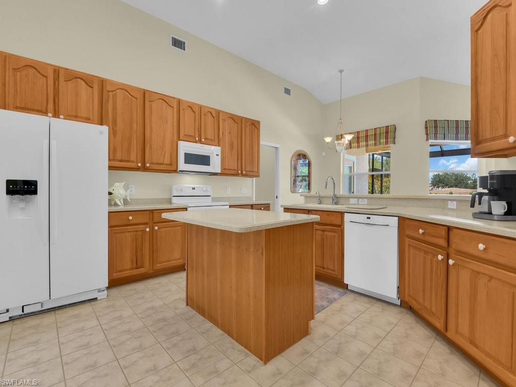 FIDDLESTICKS COUNTRY CLUB - Residential