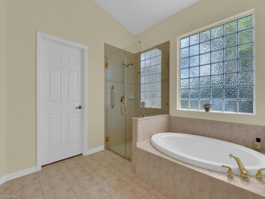 FIDDLESTICKS COUNTRY CLUB - Residential