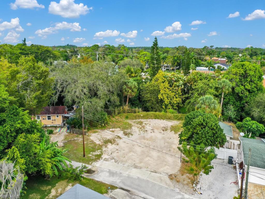ORANGE GROVE TRAILER PARK - Land