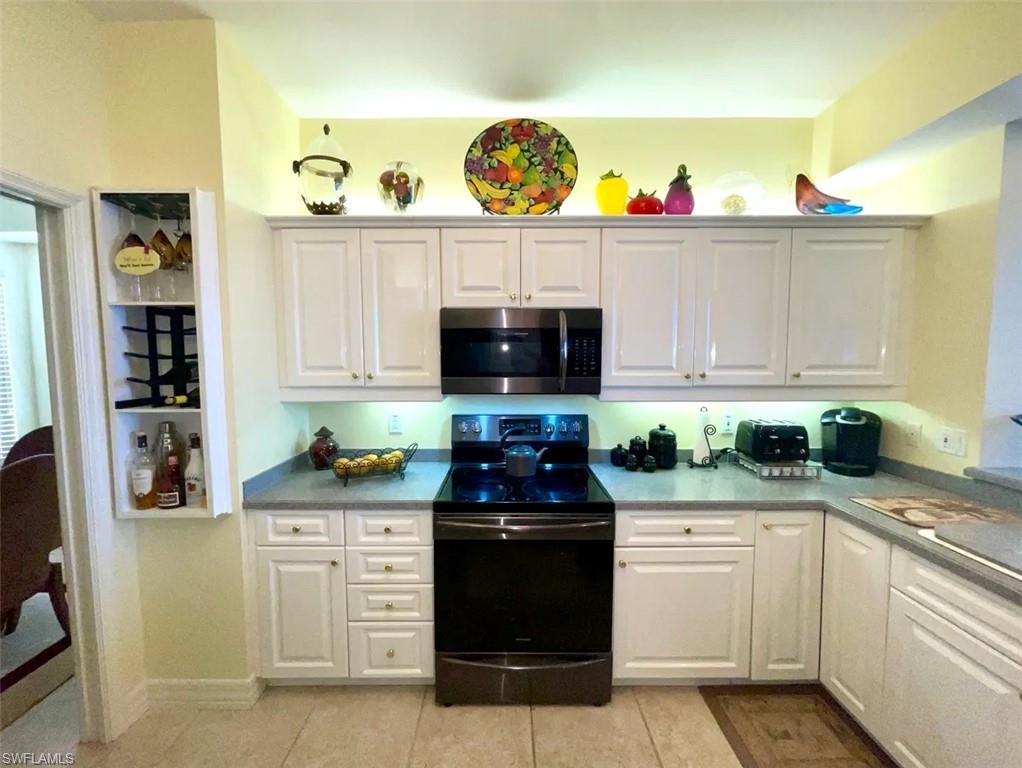 BAYFRONT - Residential Lease