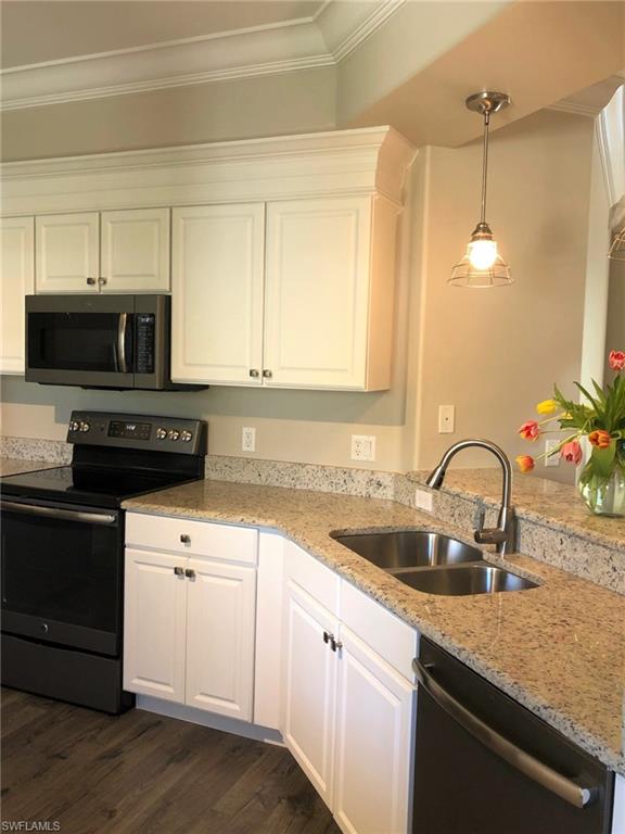 GARDEN LAKES - Residential