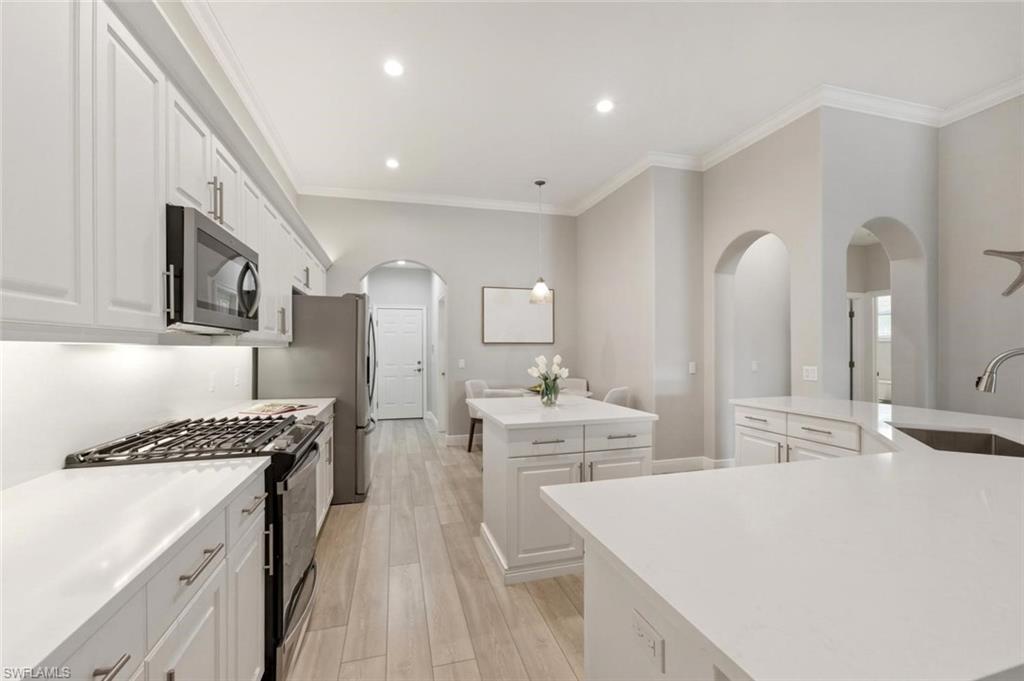 CAYMAN - Residential