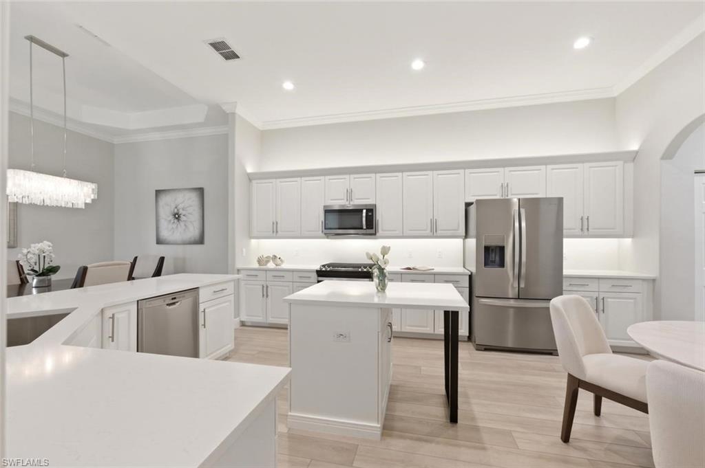 CAYMAN - Residential