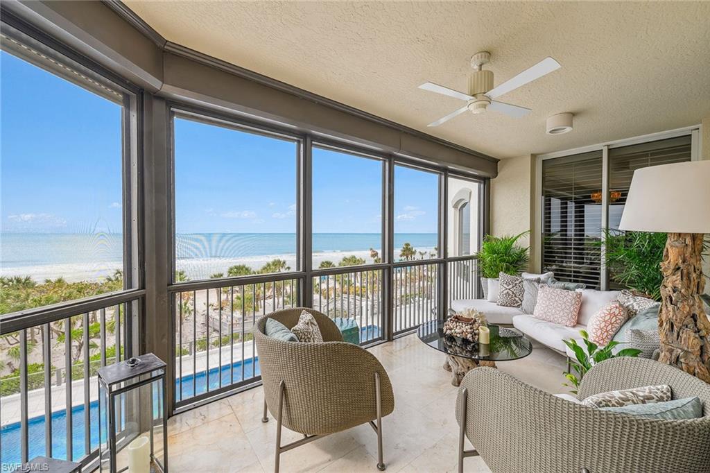 WINDSOR AT BAY COLONY - Residential