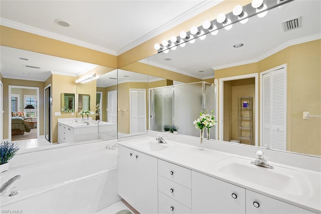 GRAND PALM VILLAGE - Residential