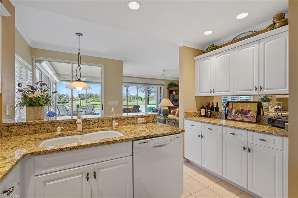 GRAND PALM VILLAGE - Residential