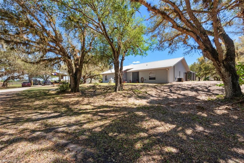 NORTH LABELLE - Residential