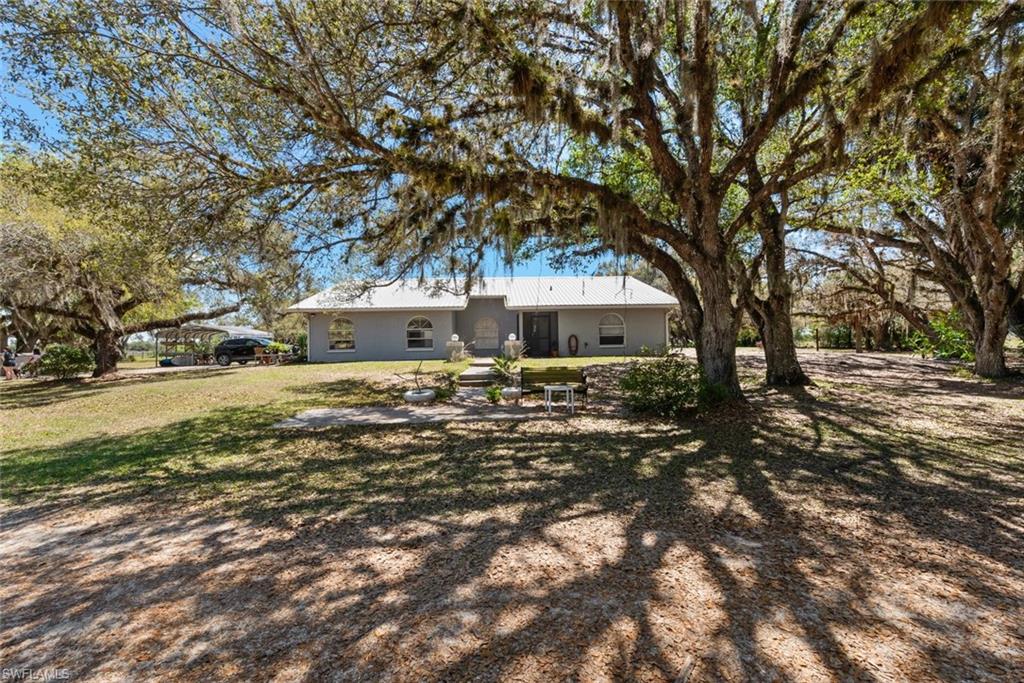 NORTH LABELLE - Residential