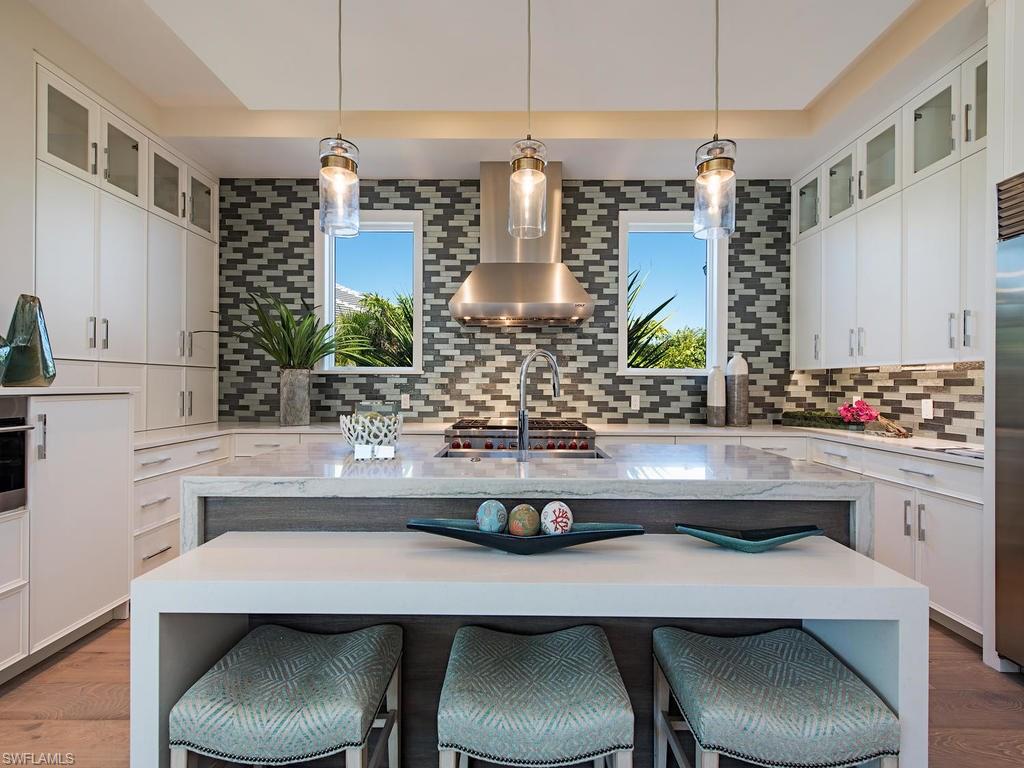 PARK SHORE - Residential