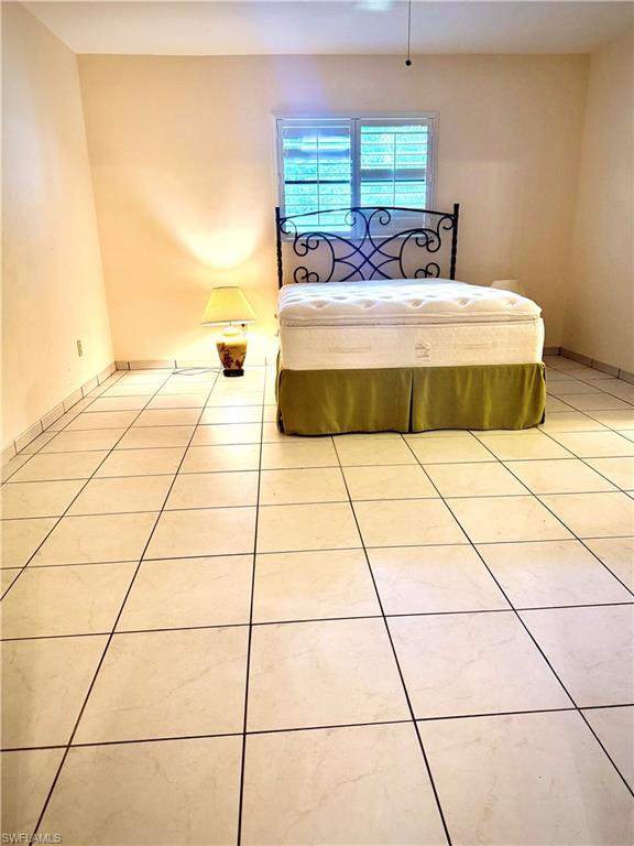 NAPLES PARK - Residential