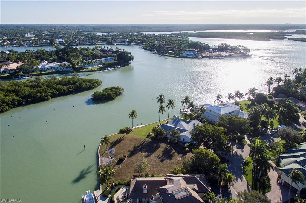 SABRE CAY - Land