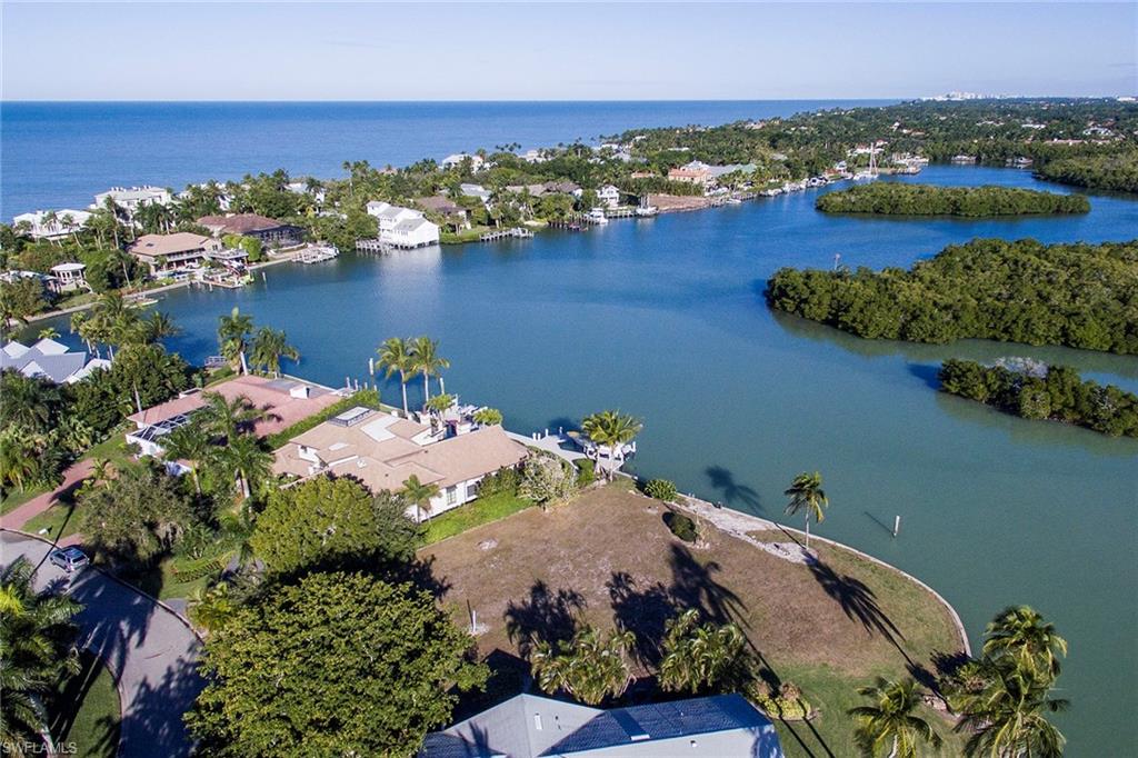 SABRE CAY - Land