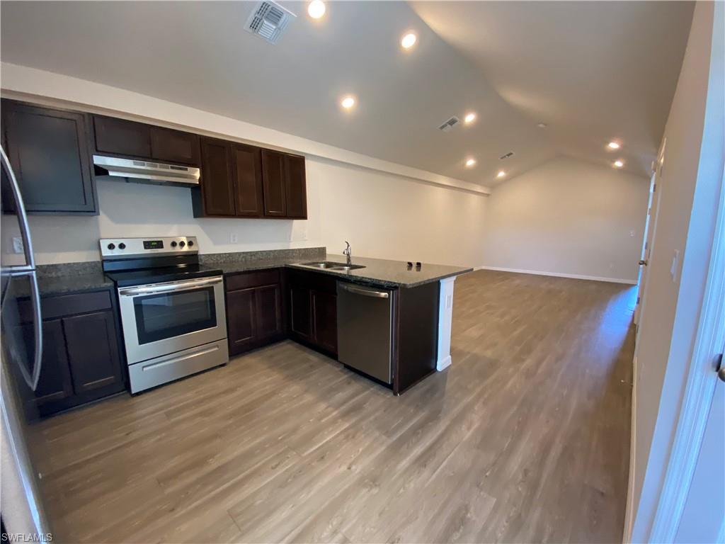 CAPE CORAL - Residential Lease