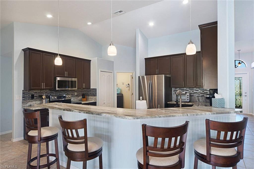 CAPE CORAL - Residential Lease