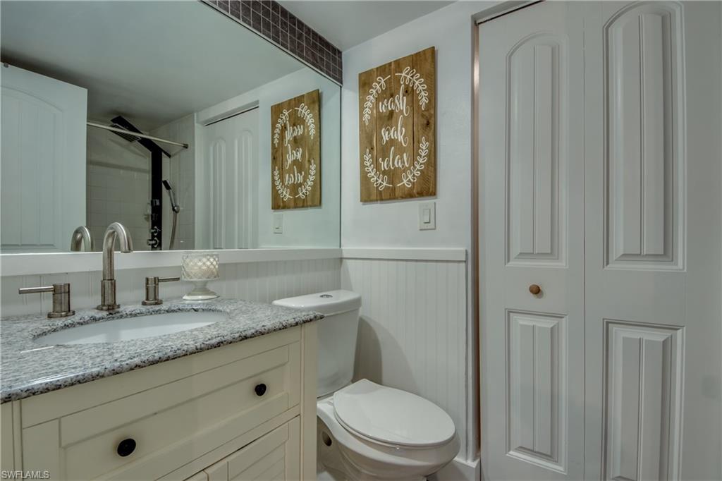 VILLAGE OF CEDARBEND - Residential