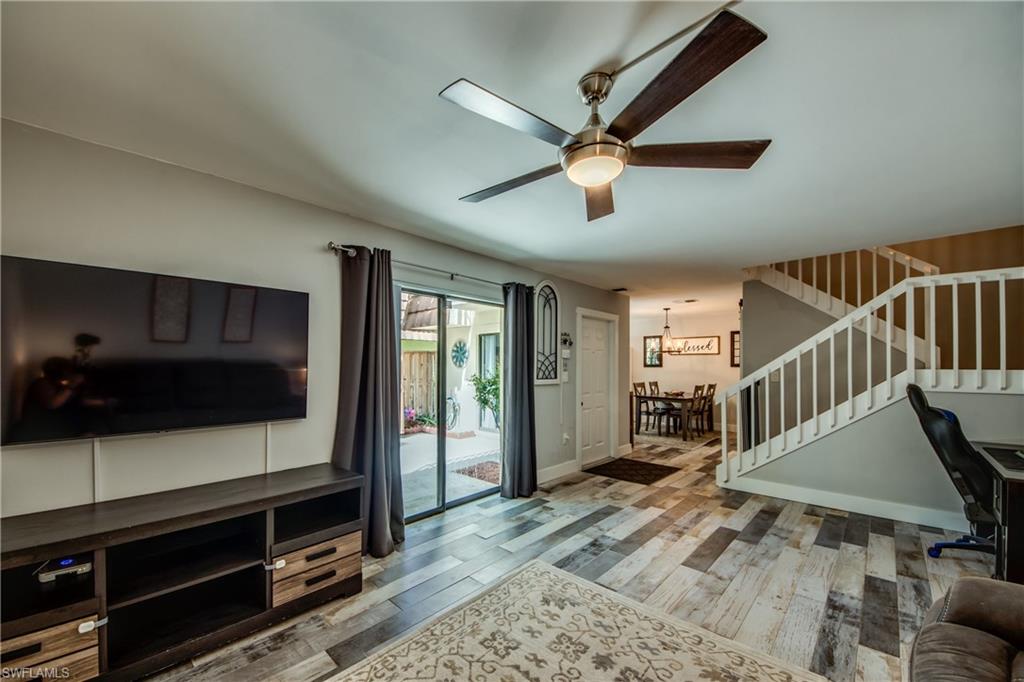 VILLAGE OF CEDARBEND - Residential