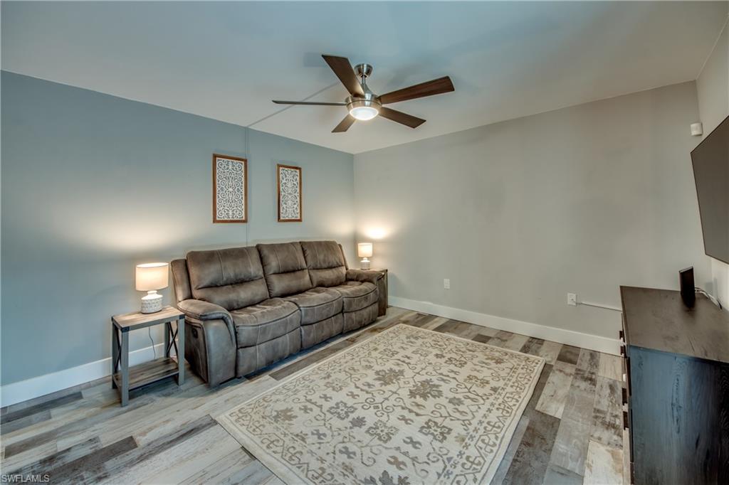 VILLAGE OF CEDARBEND - Residential