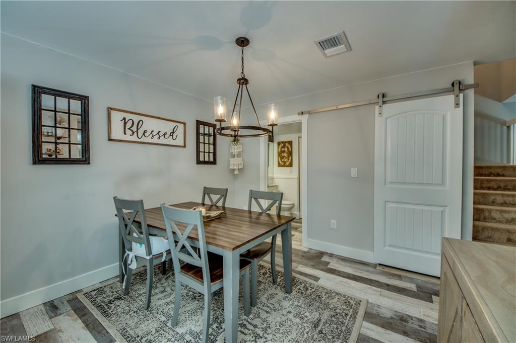 VILLAGE OF CEDARBEND - Residential