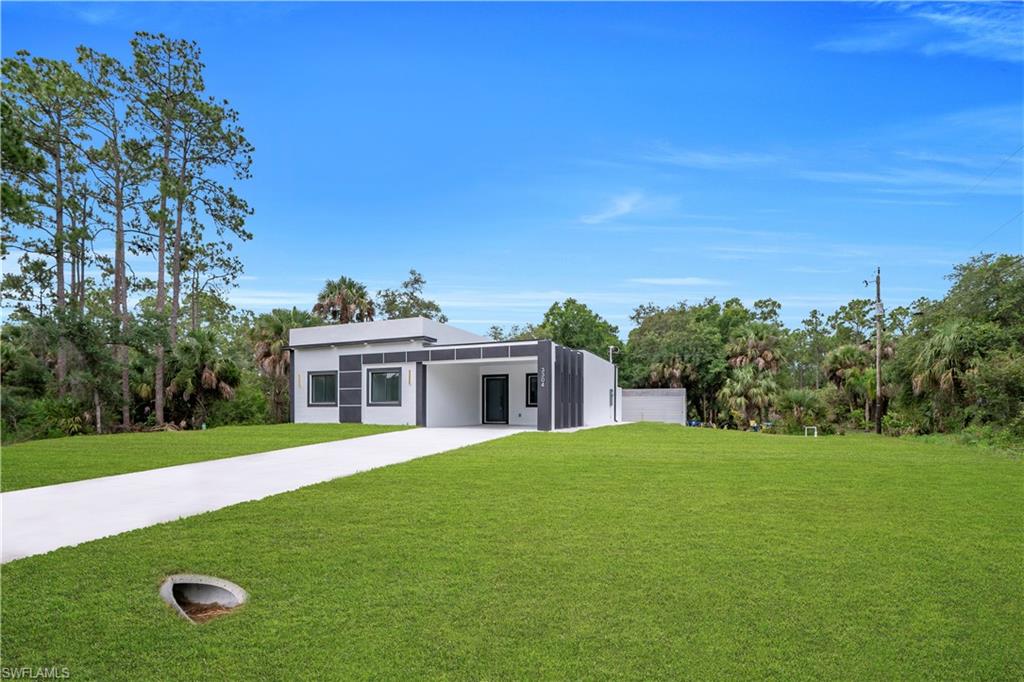 LEHIGH ACRES - Residential