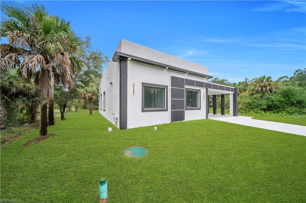 LEHIGH ACRES - Residential