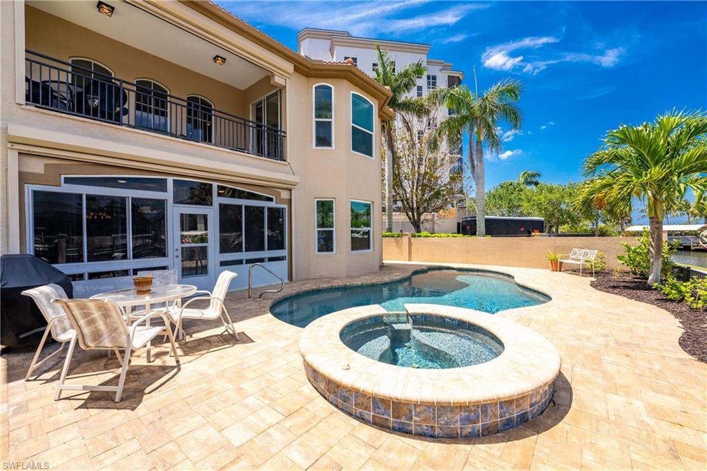 SUNSET KEY - Residential