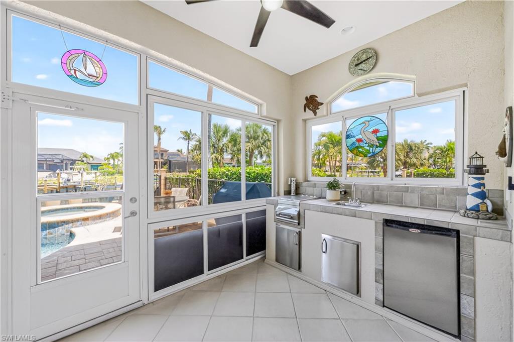 SUNSET KEY - Residential