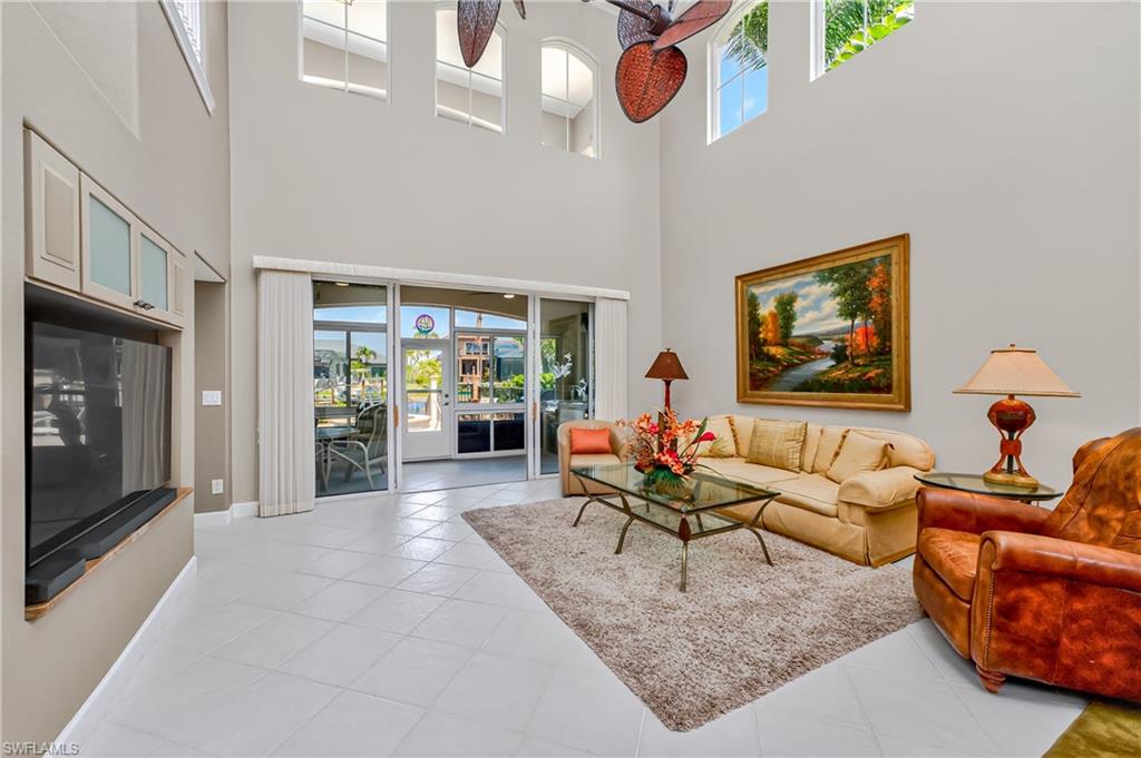 SUNSET KEY - Residential