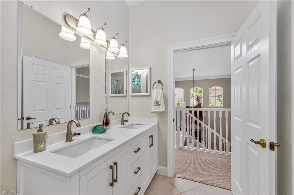 SUNSET KEY - Residential
