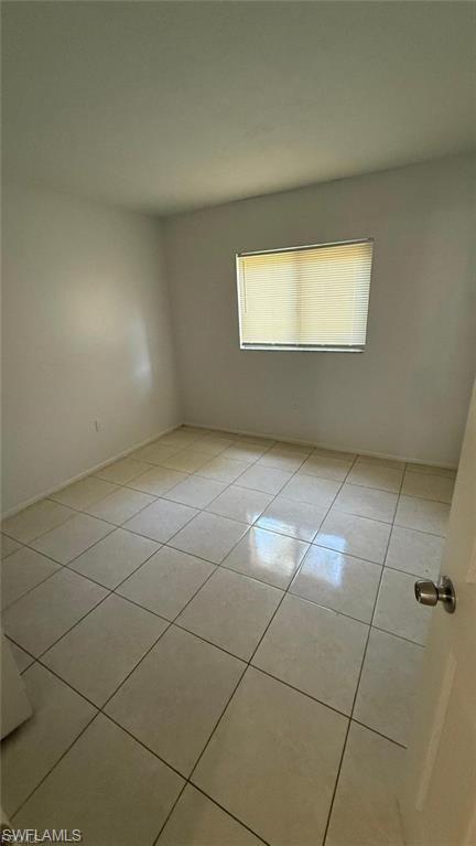 EVANSTON PARK CONDO - Residential Lease