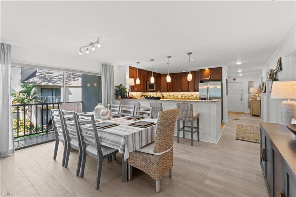 DOVE HOLLOW - Residential
