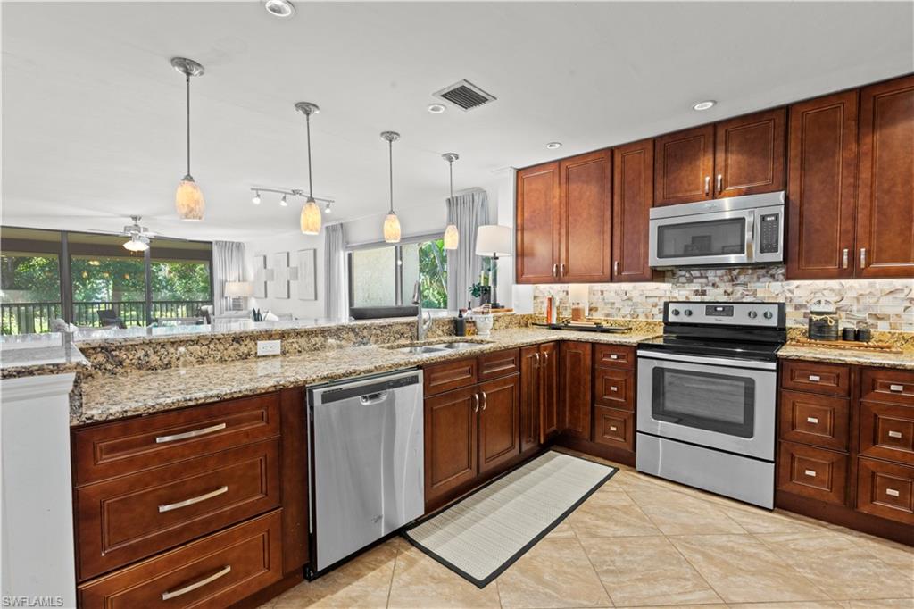 DOVE HOLLOW - Residential