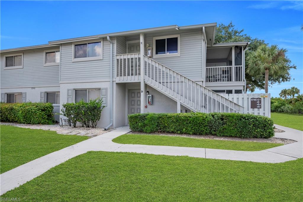 FOXMOOR VILLAGE CONDO - Residential