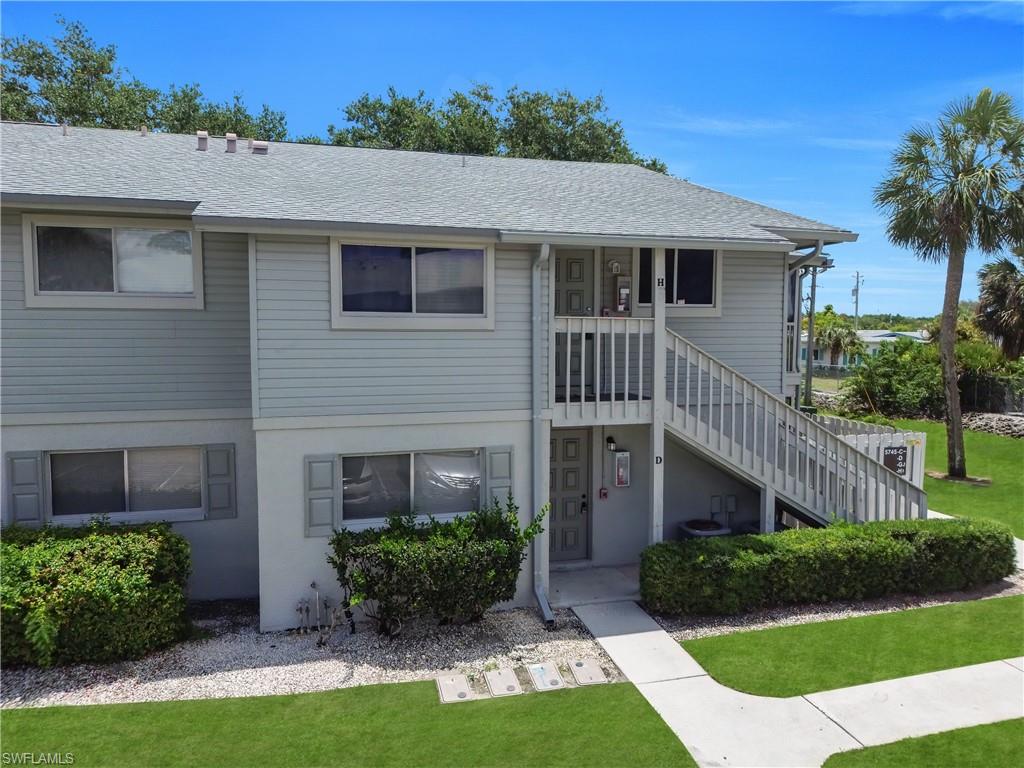FOXMOOR VILLAGE CONDO - Residential