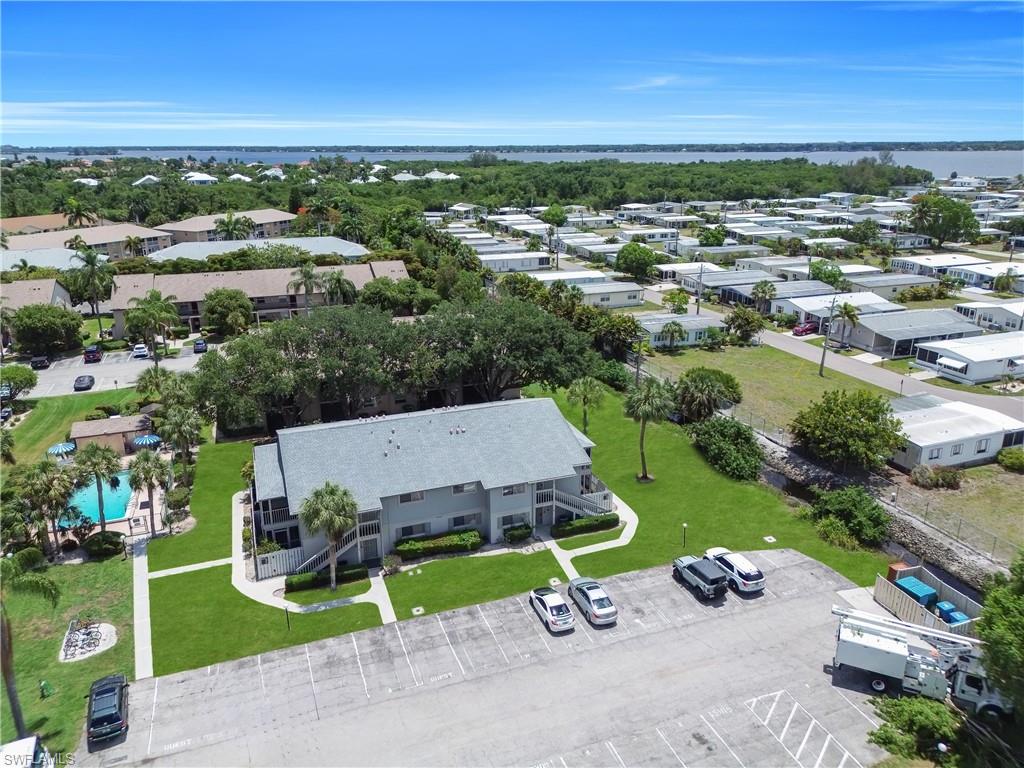 FOXMOOR VILLAGE CONDO - Residential