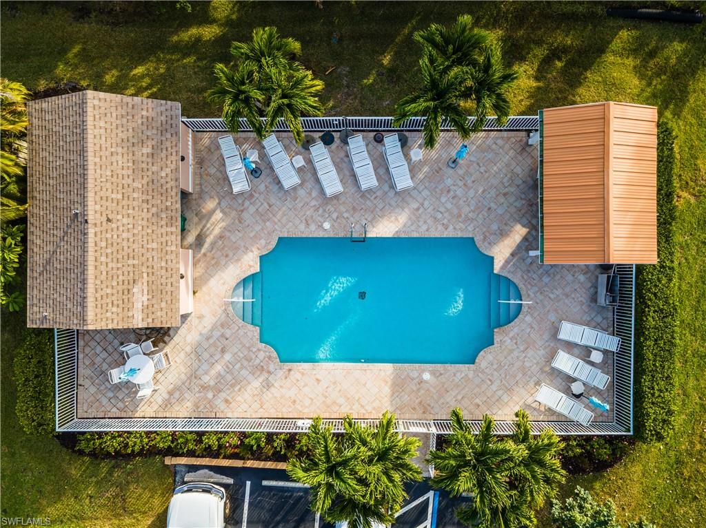 SANIBEL SUNSET VILLAS CONDO - Residential