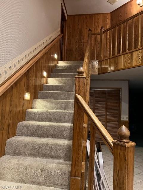 ACREAGE HEADER - Residential